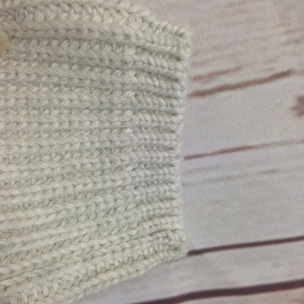 TenTree v-neck Sweater - Picture 5 of 7